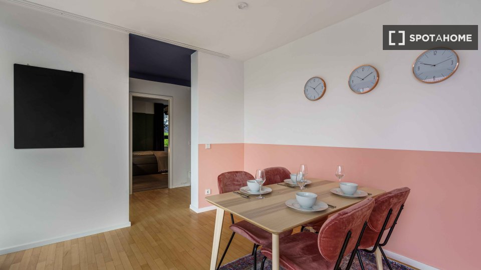 Double room Berlin, 4 beds, 123m² — photo 2
