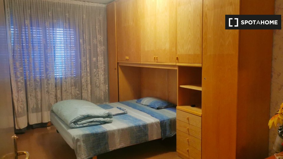 Double room Milan, 3 beds — photo 1