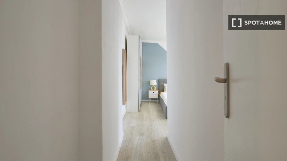 Double room Lisbon, 11 beds — photo 11
