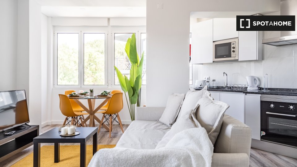 Apartment Lisbon, 2 beds — photo 8