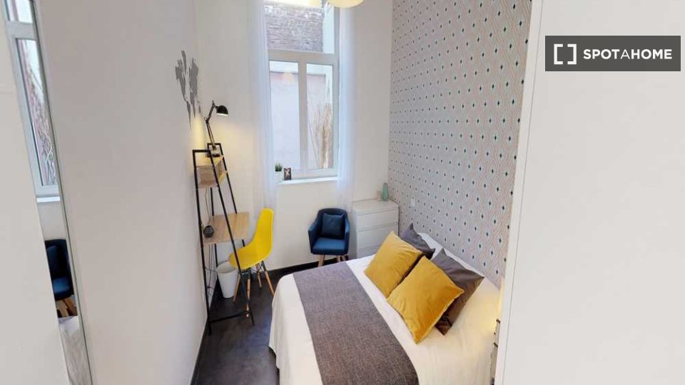 Double room Lille, 5 beds, 110m² — photo 16