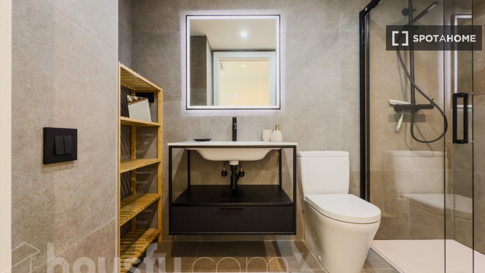 Apartment Barcelona, 3 beds, 109m² — photo 10