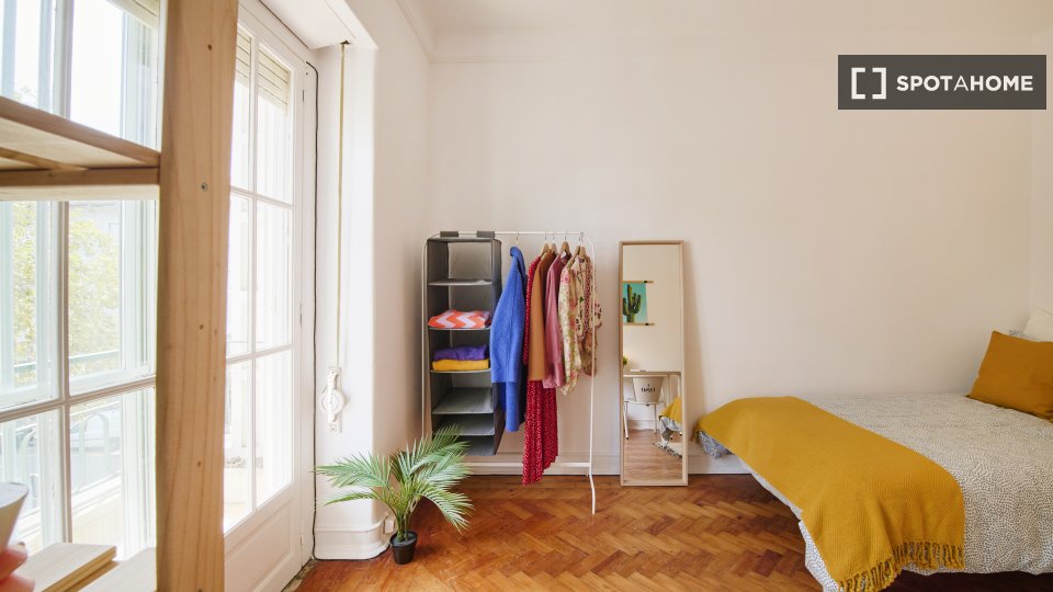 Double room Lisbon, 8 beds — photo 5