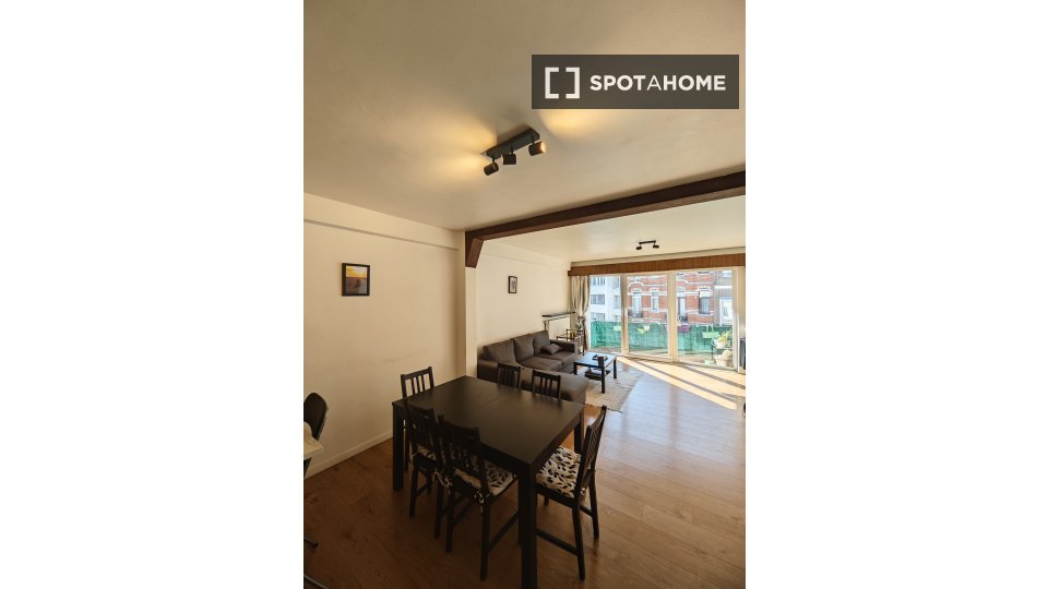 Apartment Brussels, 1 bed, 75m² — photo 9