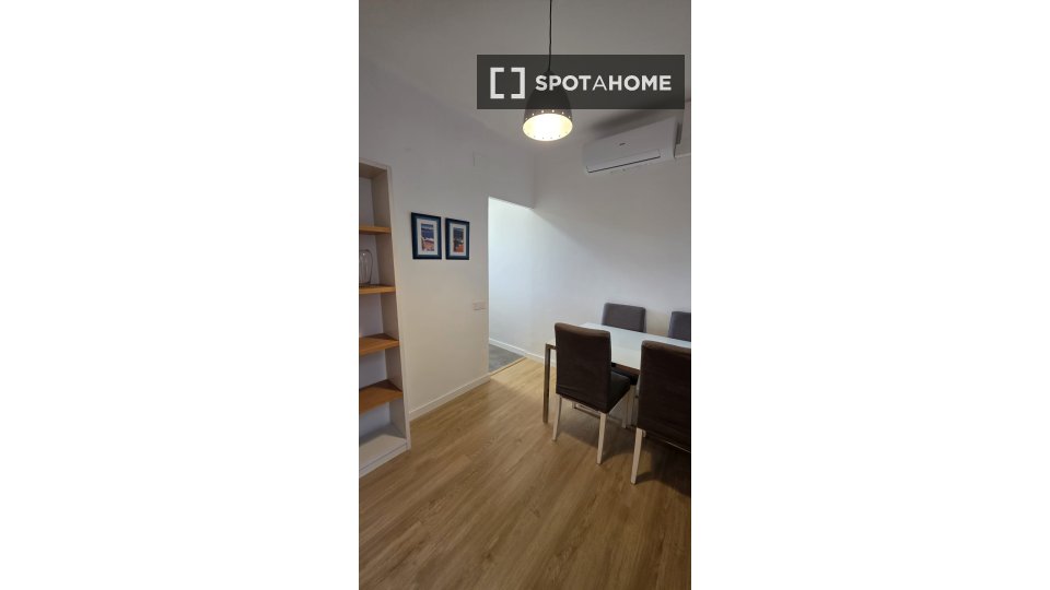 Apartment Barcelona, 1 bed, 34m² — photo 15