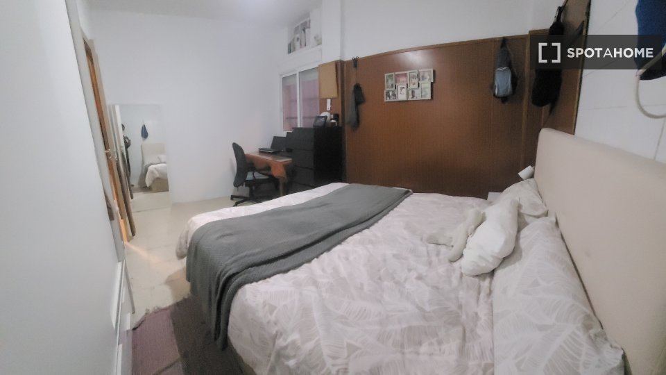 Double room Seville, 4 beds — photo 35
