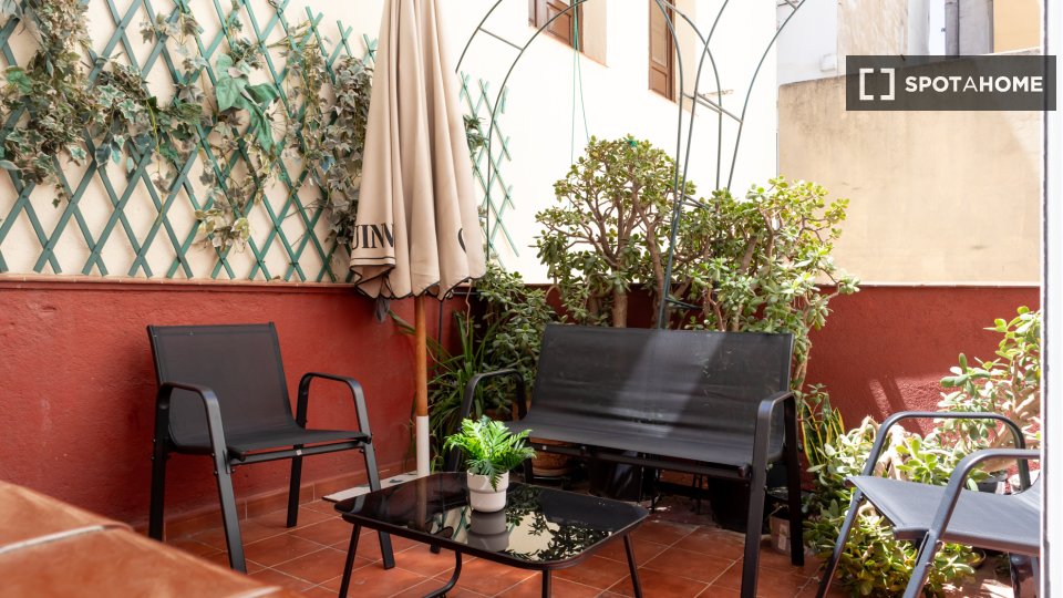 Double room Madrid, 6 beds, 134m² — photo 14