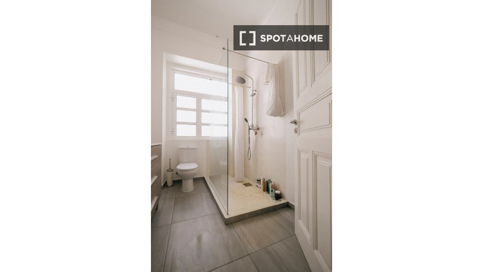 Double room Lisbon, 7 beds — photo 6