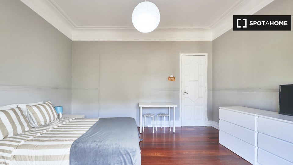Double room Lisbon, 8 beds — photo 3