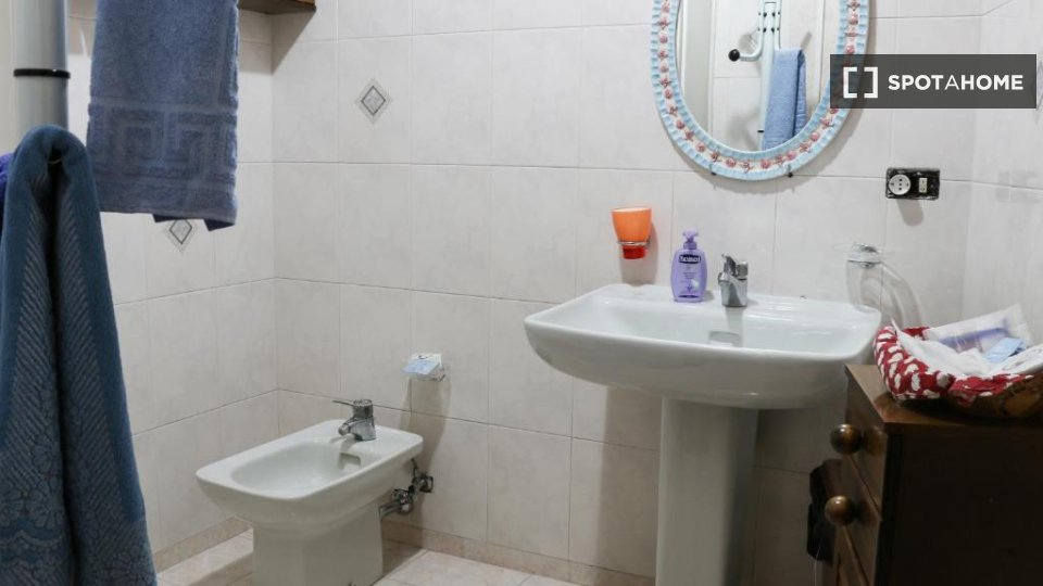 Apartment Rome, 2 beds — photo 16