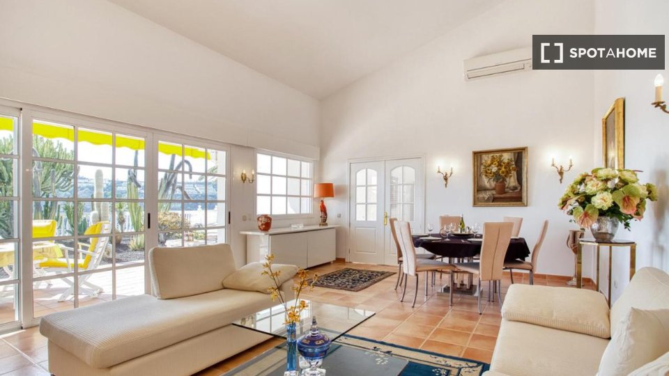 Apartment Santa_Cruz_De_Tenerife, 3 beds, 590m² — photo 9