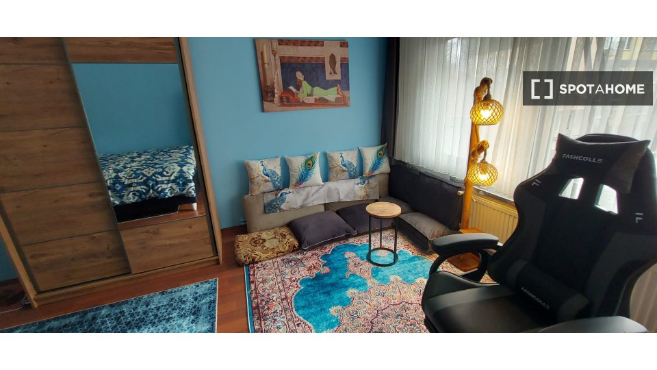 Double room Istanbul, 3 beds, 80m² — photo 9