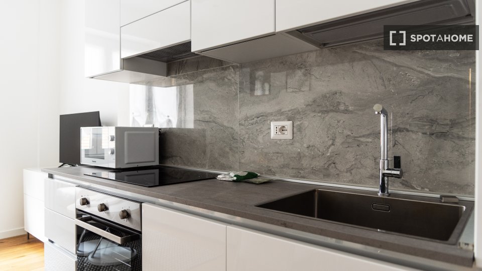 Apartment Milan, 1 bed — photo 15