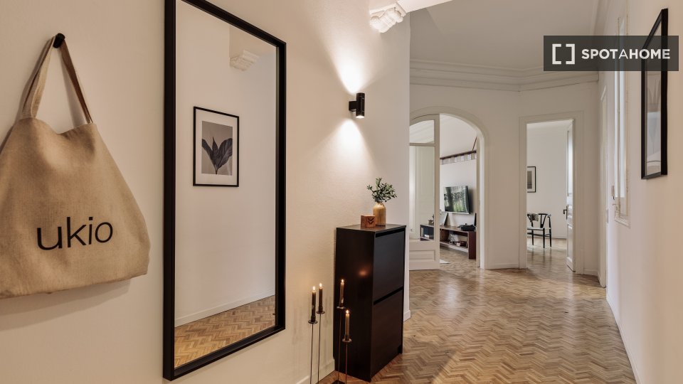 Piso en alquiler de 2 habitaciones en La Dreta de l'Eixample.