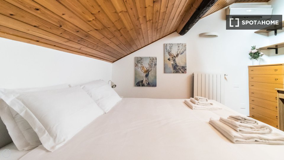 Apartment Milan, 1 bed, 40m² — photo 2