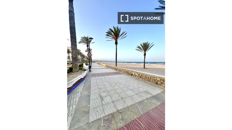 Apartment Alicante, 2 beds, 70m² — photo 15