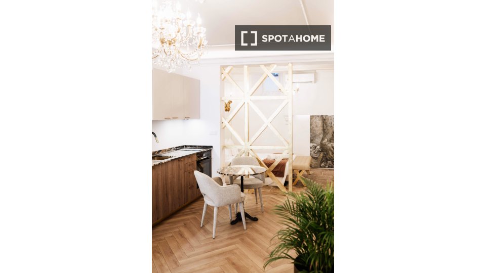 Apartment mono Lisbon, 60m² — photo 2