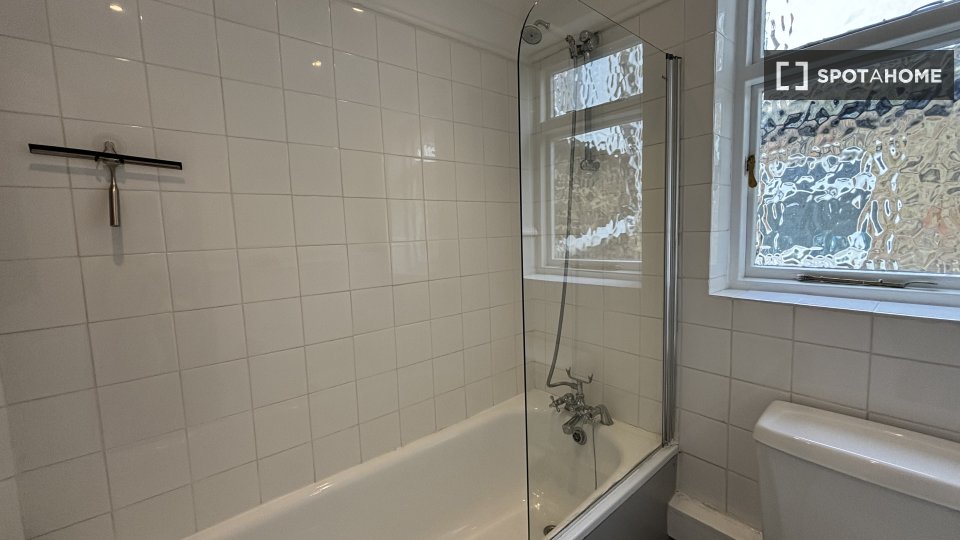 Apartment London, 2 beds — photo 6