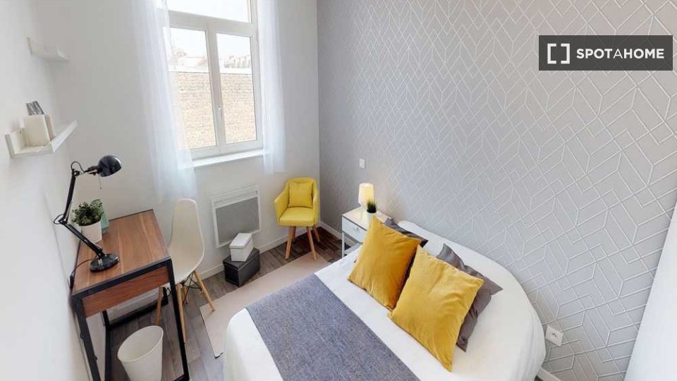 Double room Lille, 4 beds, 80m² — photo 2