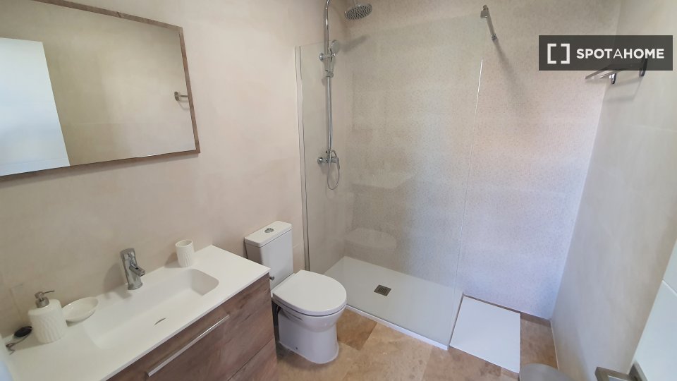 Apartment mono Valencia, 40m² — photo 2