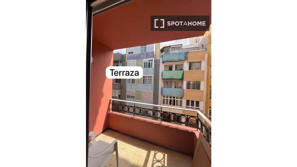 Double room Santa_Cruz_De_Tenerife, 4 beds, 130m² — photo 12