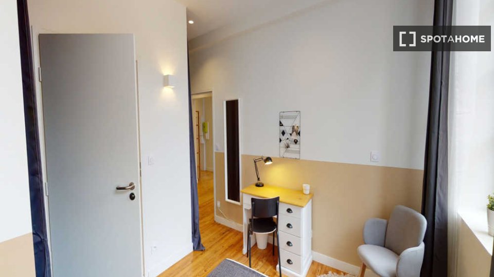 Double room Toulouse, 6 beds, 120m² — photo 16