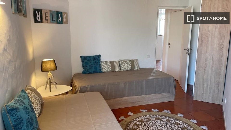 Apartment Lisbon, 2 beds — photo 19