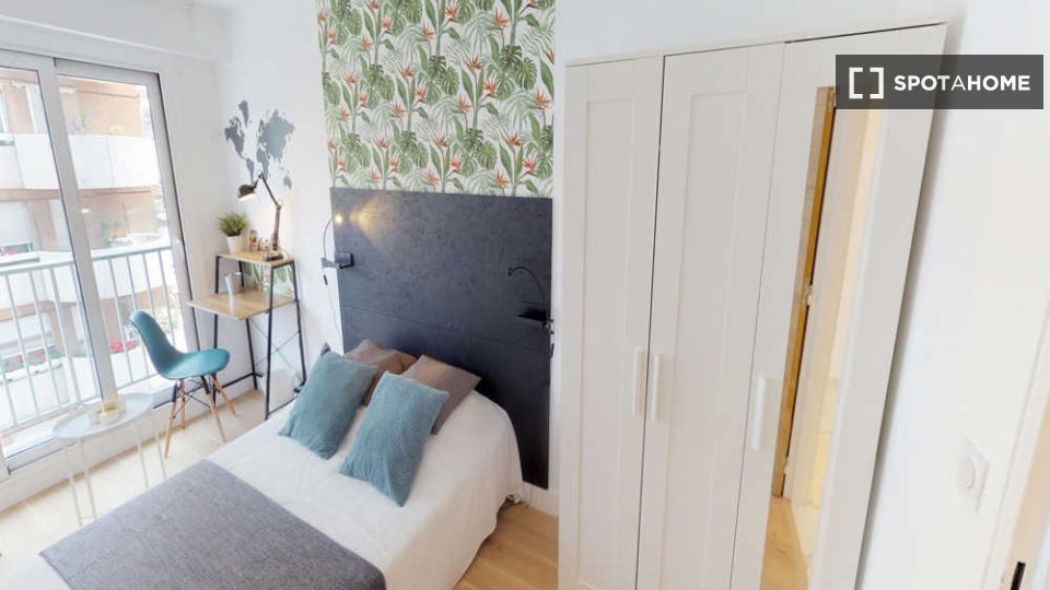 Double room Paris, 5 beds, 110m² — photo 35