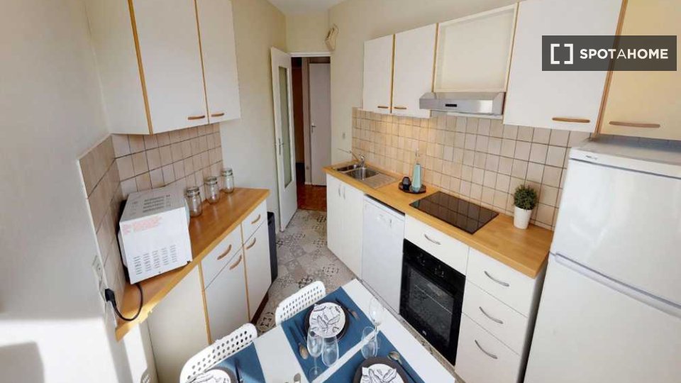 Double room Lyon, 4 beds, 70m² — photo 9