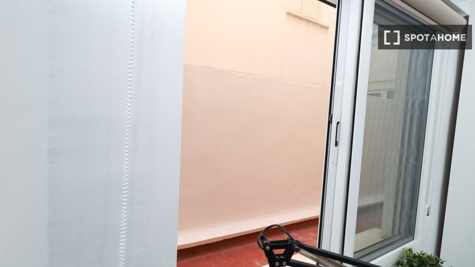 Double room Valencia, 4 beds — photo 31