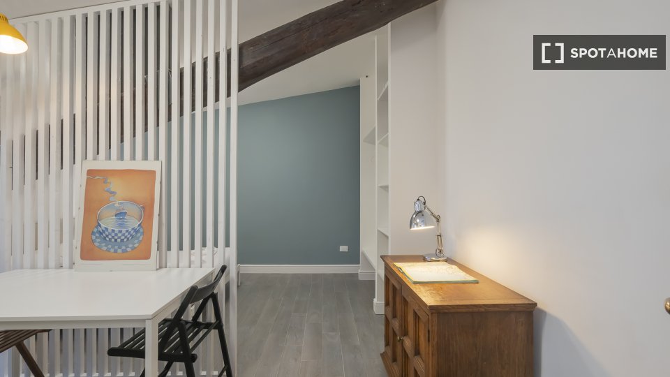 Apartment Milan, 1 bed — photo 14