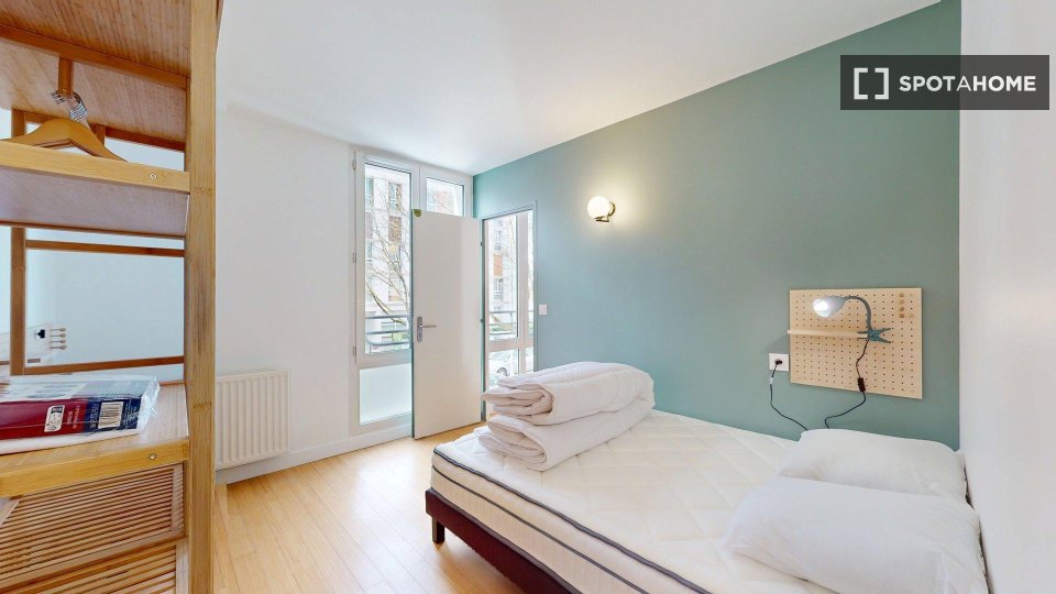Double room Paris, 5 beds — photo 8