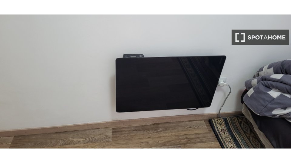 Double room Lille, 1 bed, 18m² — photo 8