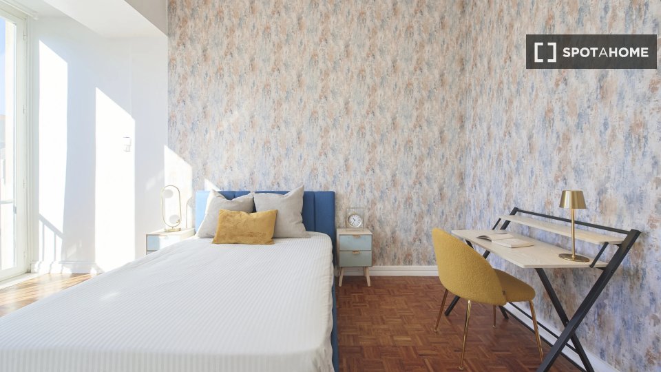 Double room Lisbon, 7 beds — photo 2