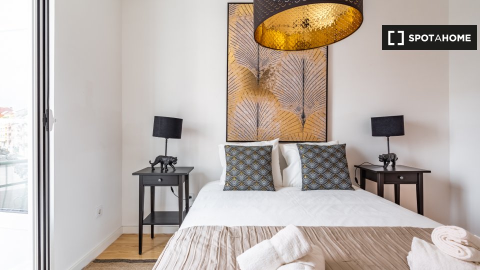 Apartment Lisbon, 2 beds — photo 11