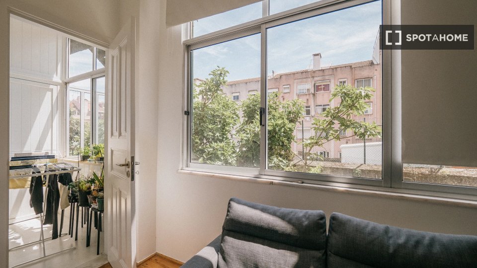 Double room Lisbon, 7 beds — photo 18