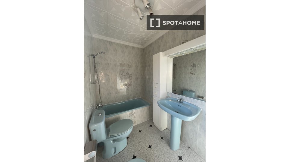 Apartment Granada, 3 beds, 90m² — photo 17