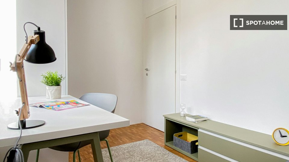 Double room Trento, 3 beds — photo 8