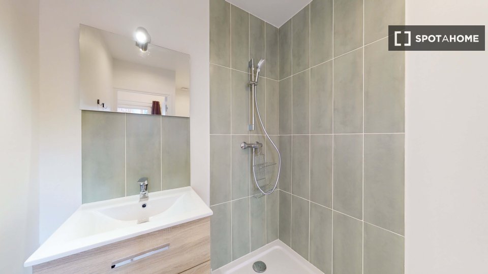 Double room Paris, 7 beds — photo 12