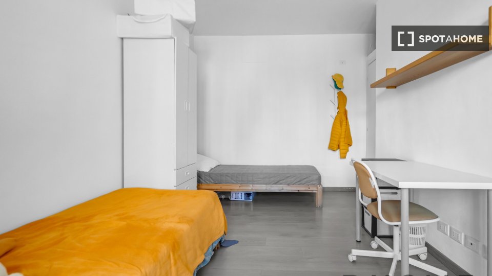 Double room Milan, 1 bed, 90m² — photo 5