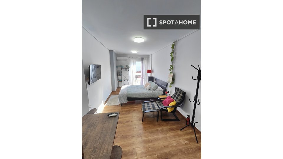 Apartment mono Athens, 37m² — photo 4