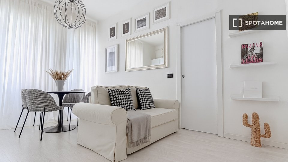 Apartment Milan, 1 bed — photo 20