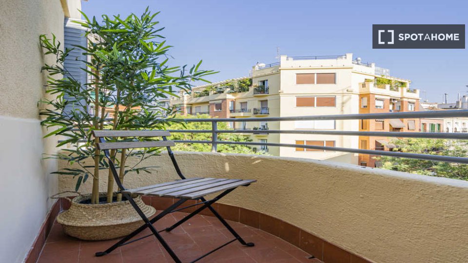 Double room Madrid, 4 beds — photo 63