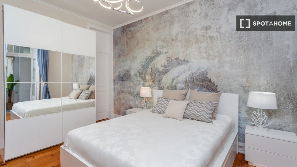 Double room Lisbon, 6 beds — photo 11