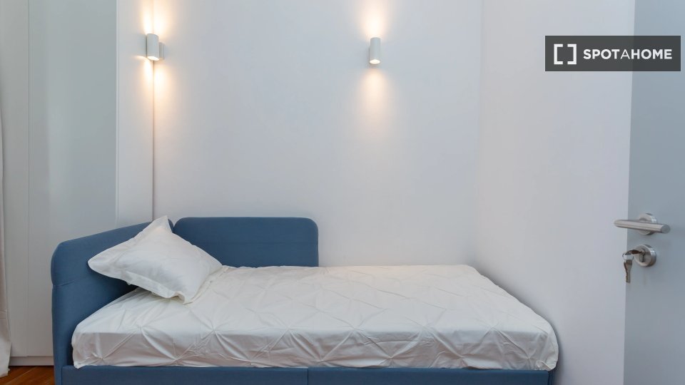 Double room Lisbon, 6 beds — photo 3