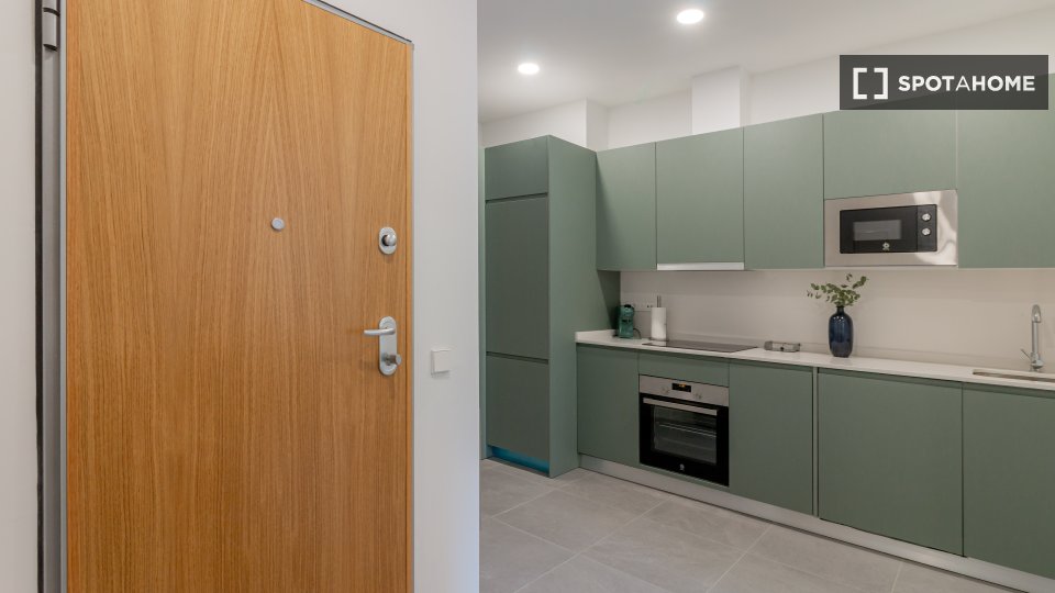 Apartment Madrid, 1 bed — photo 15