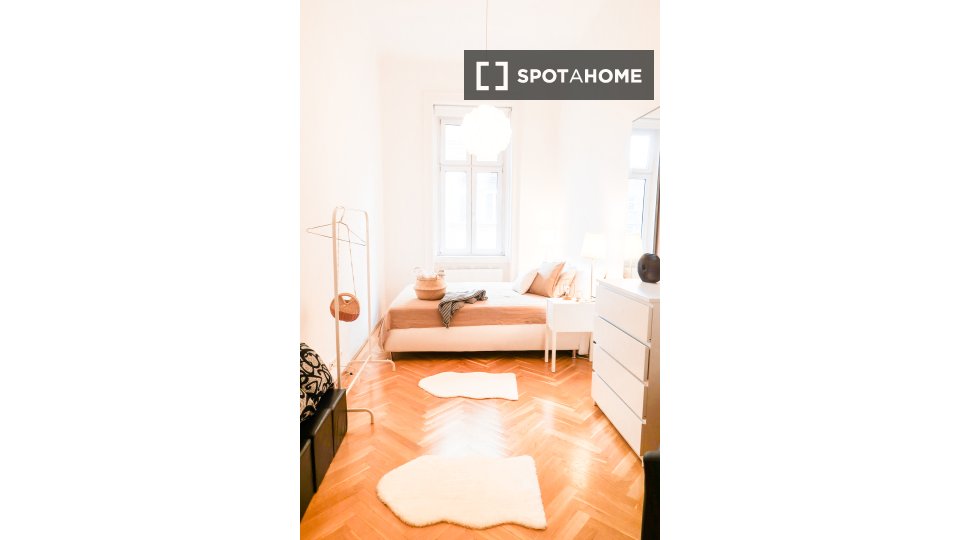 Double room Budapest, 4 beds — photo 21
