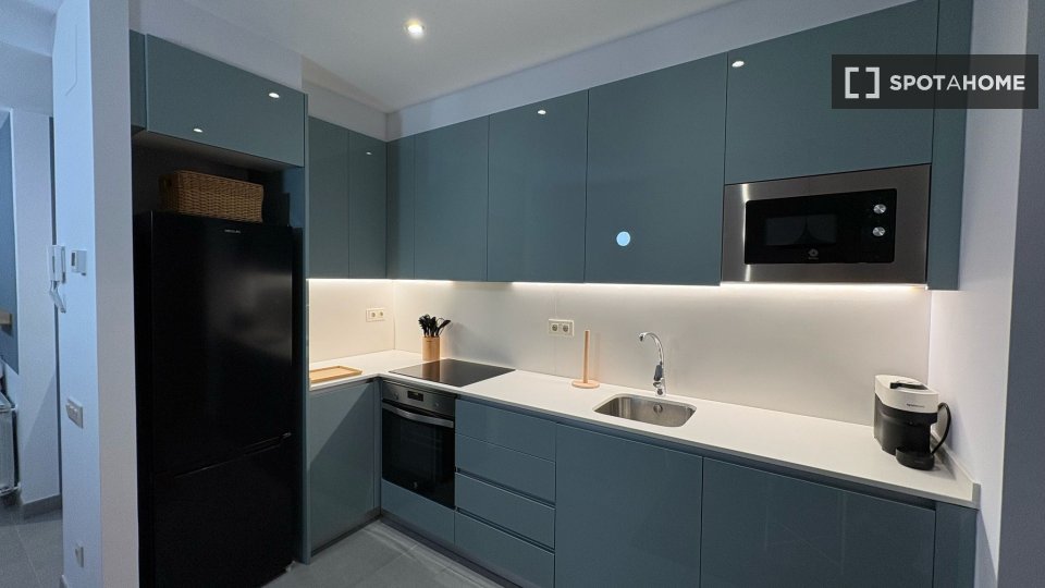 Double room Barcelona, 4 beds, 90m² — photo 6