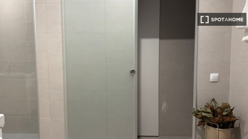 Apartment mono Madrid, 85m² — photo 13