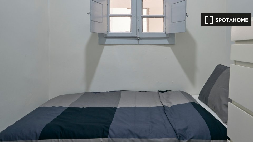 Double room Lisbon, 7 beds — photo 4